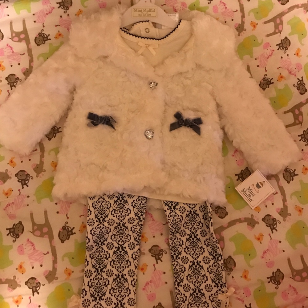 NWT winter set with soft fur sweater