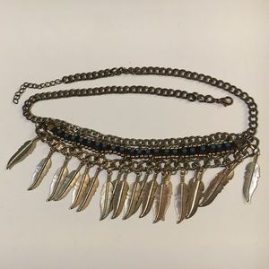 Forever 21 metal feather necklace