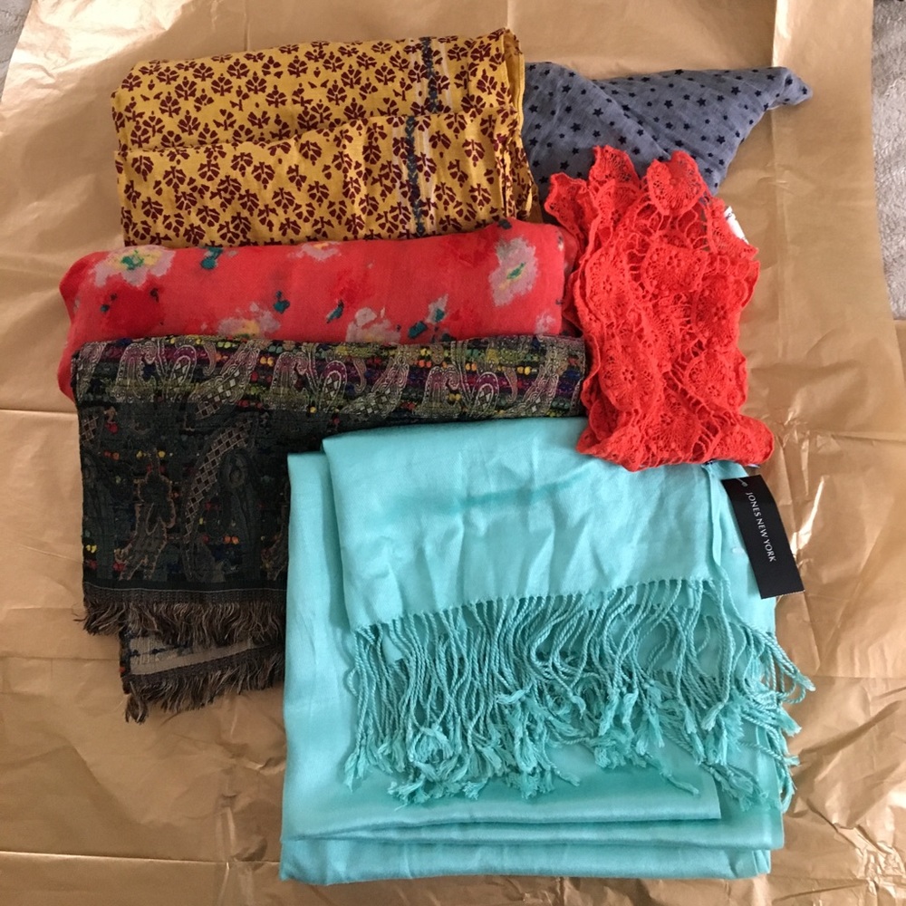 Scarf Bundle- Multiple Brands 6 Total Included