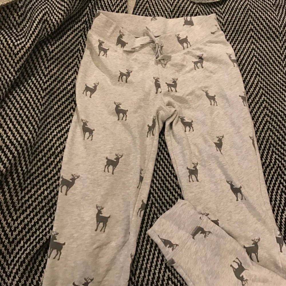 Skinny leg sweat pants.