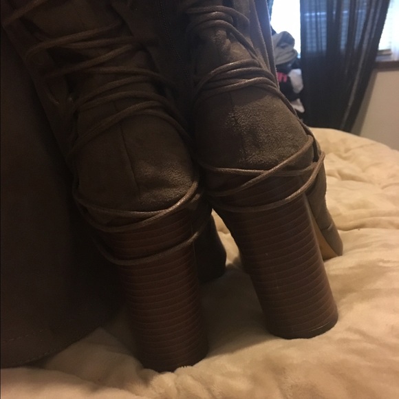 Fashion Nova "A Little Boom Boom Boots" - Picture 7 of 8