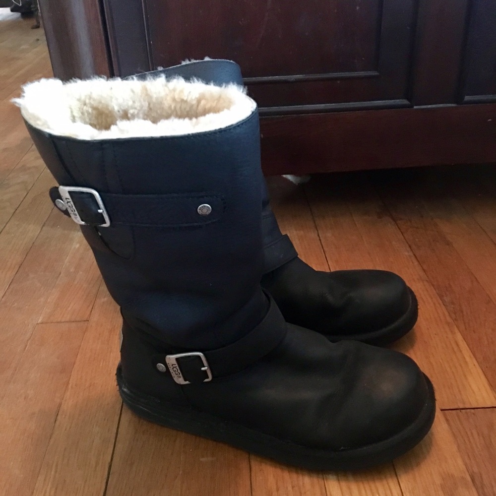 Black Ugg Boots w/ Buckle Size 9