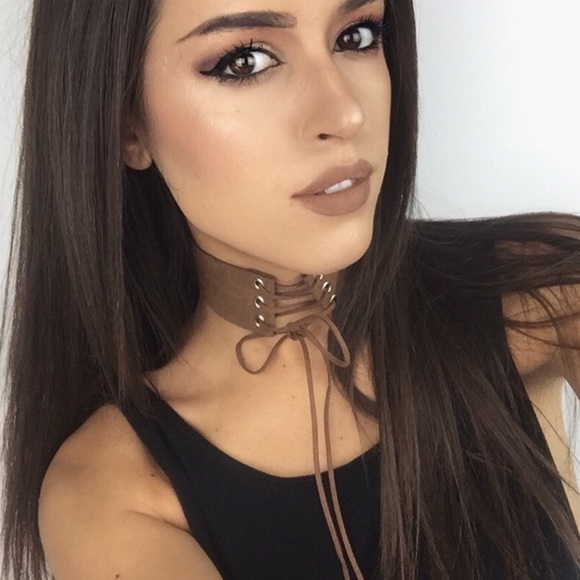 🌿 Wide Suede Corset Choker Bundle - Picture 2 of 5