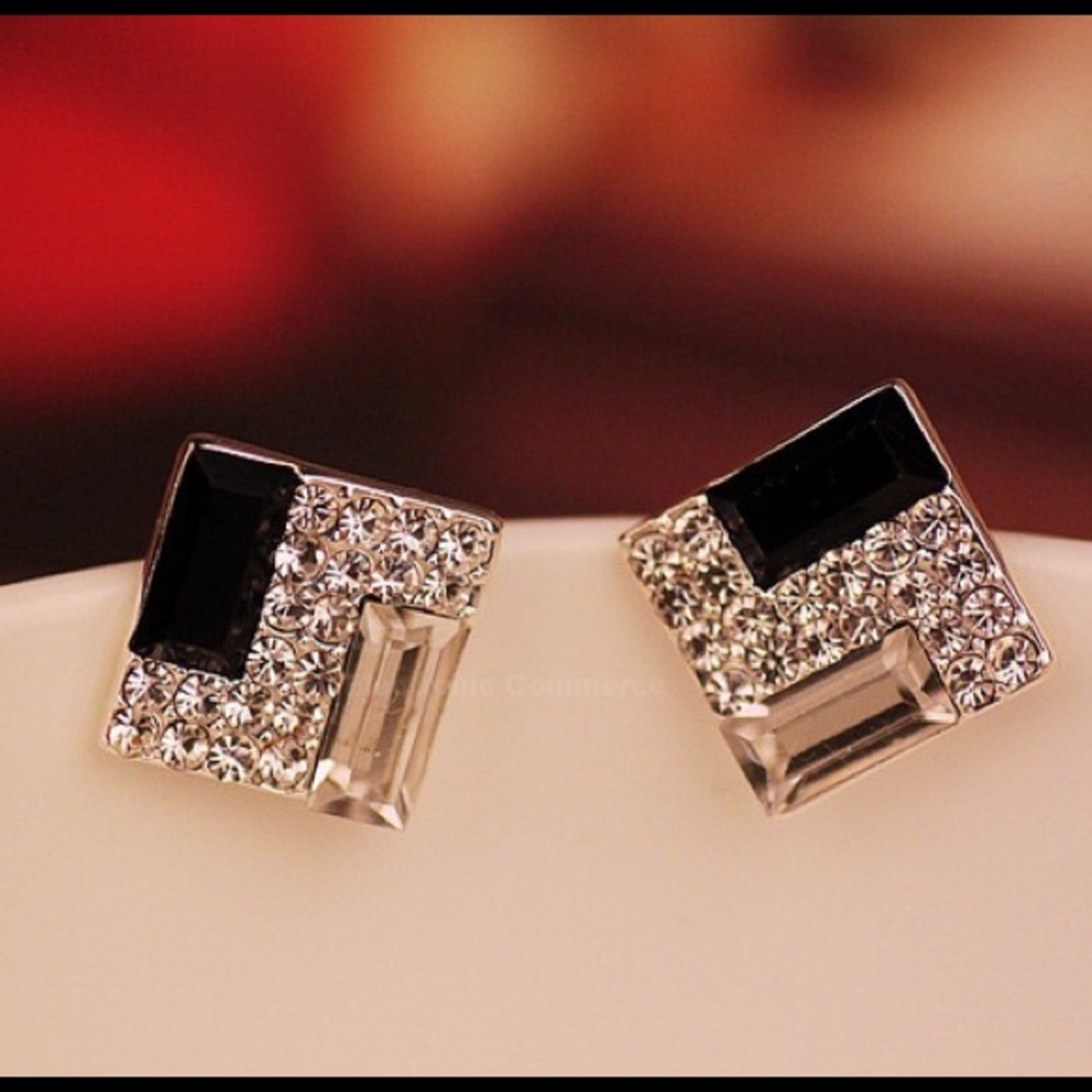 Glamorous art deco earrings