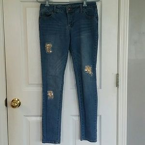 Girl's embellished jeans