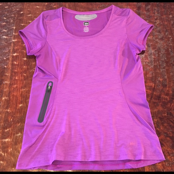 REI Tops - REI Side Pocket Running Tee