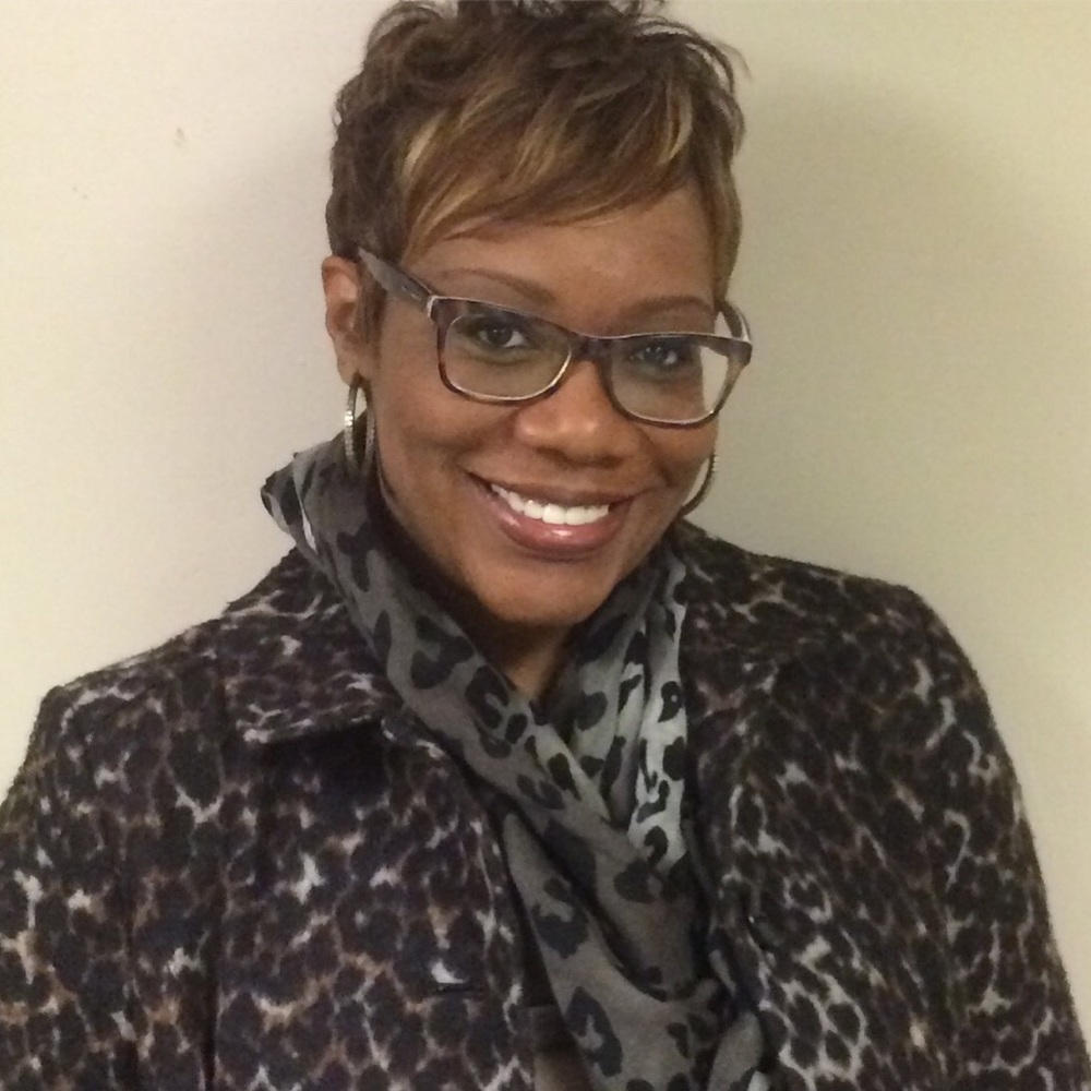 Meet your Posher, Yvette
