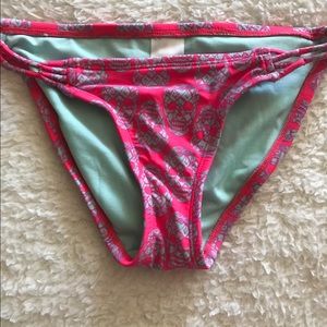 Skull bikini bottoms'