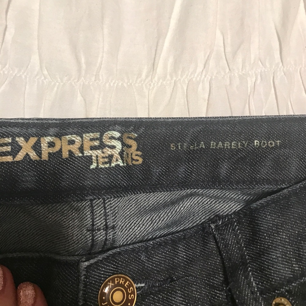 Jeans - Picture 2 of 3