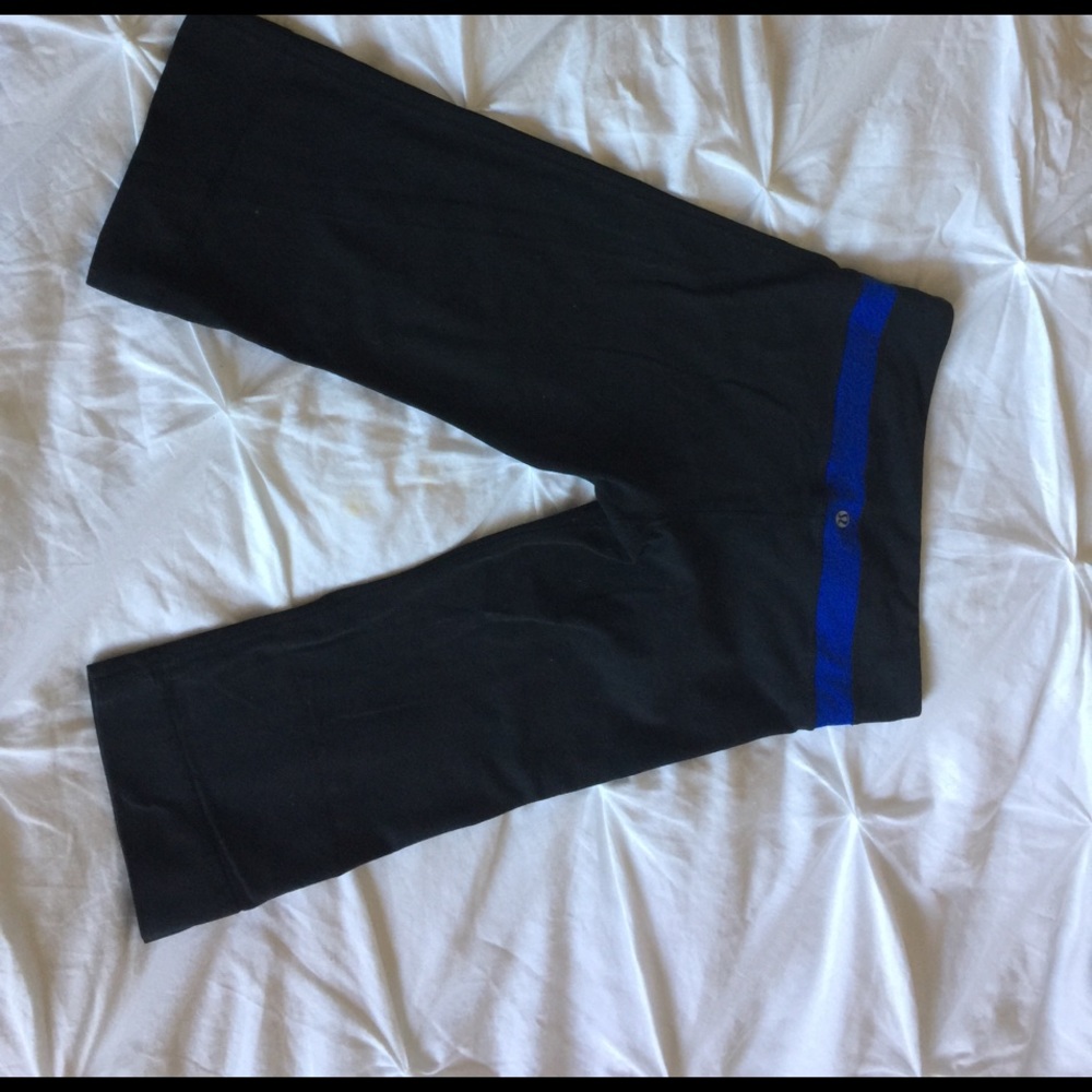 Lululemon Capris Black Sz 6