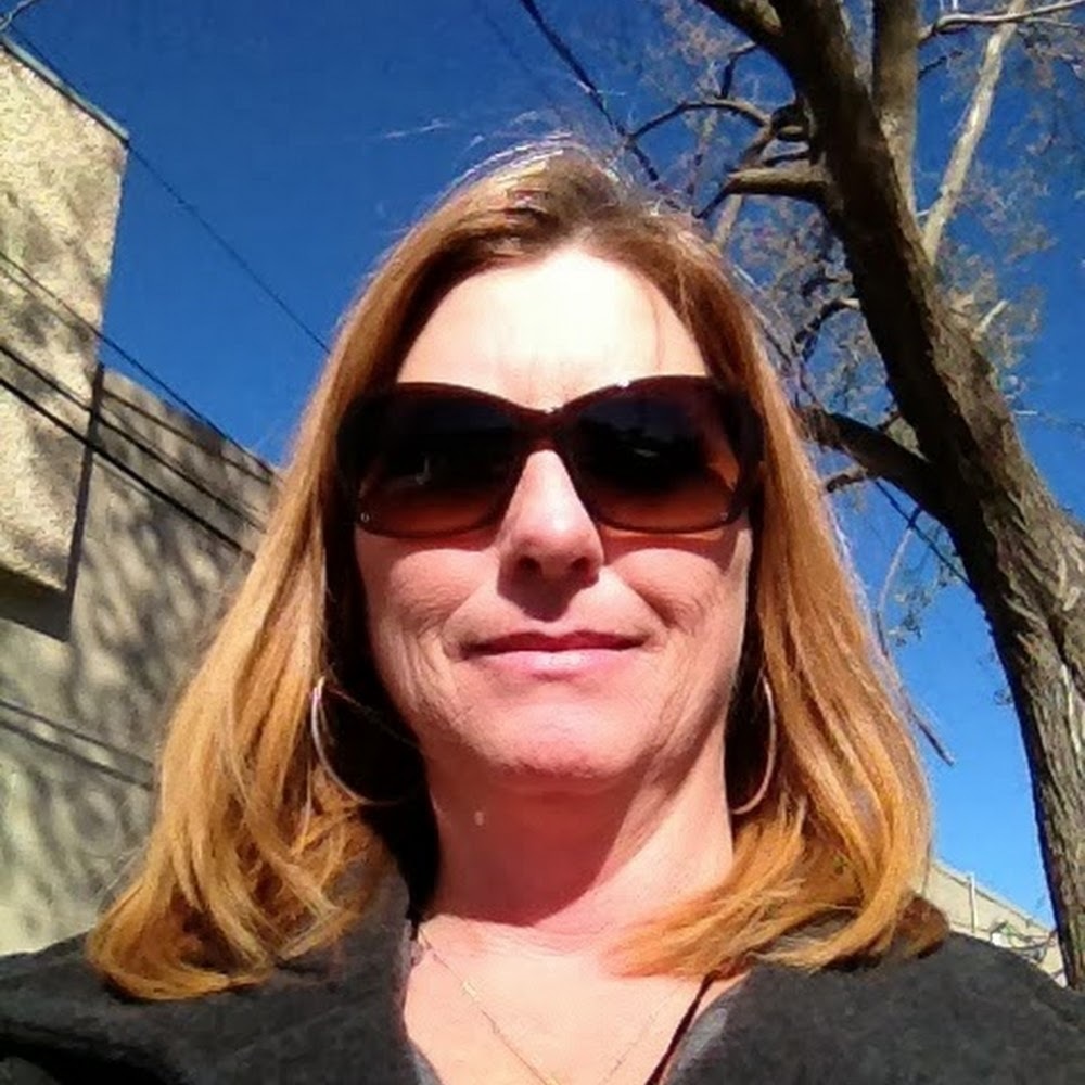 Meet your Posher, Renee