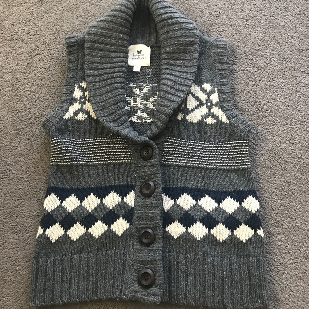 Patterned Sweater Vest