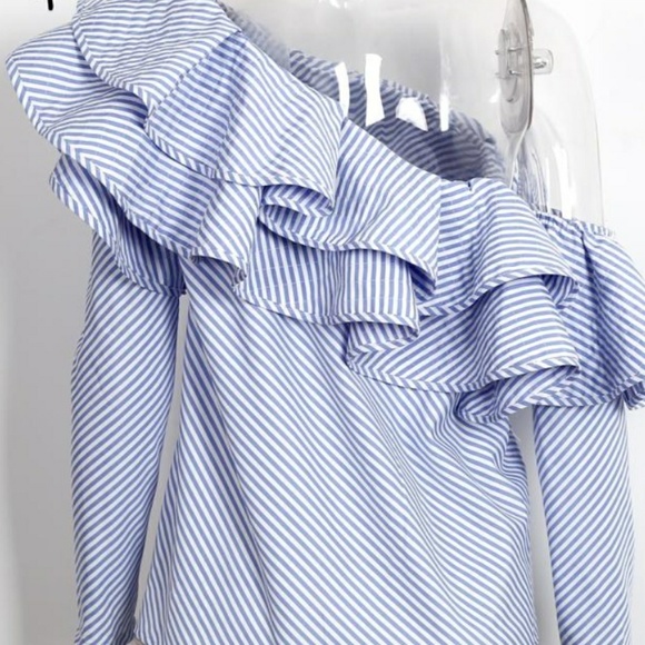 🚨Last One🚨One Shoulder Striped Ruffles Blouse - Picture 6 of 8