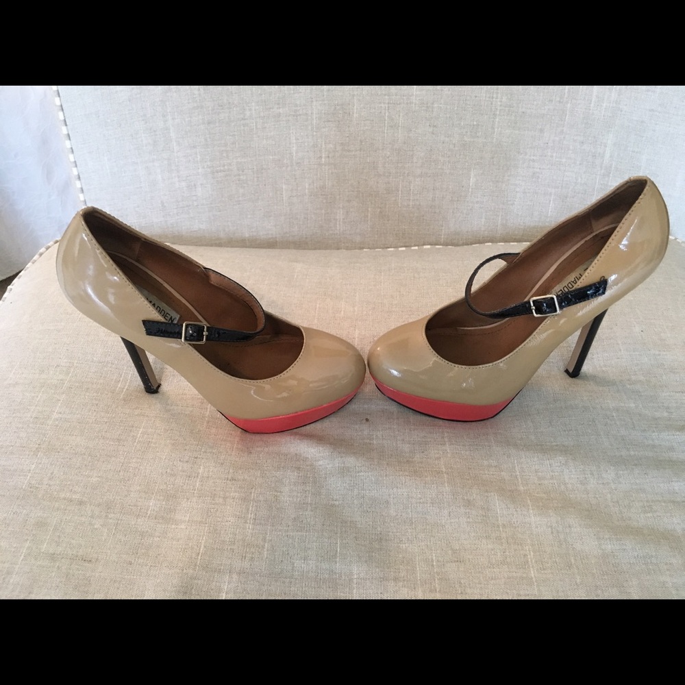 High heels - Picture 2 of 4