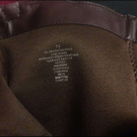 Tall boots - Picture 3 of 3