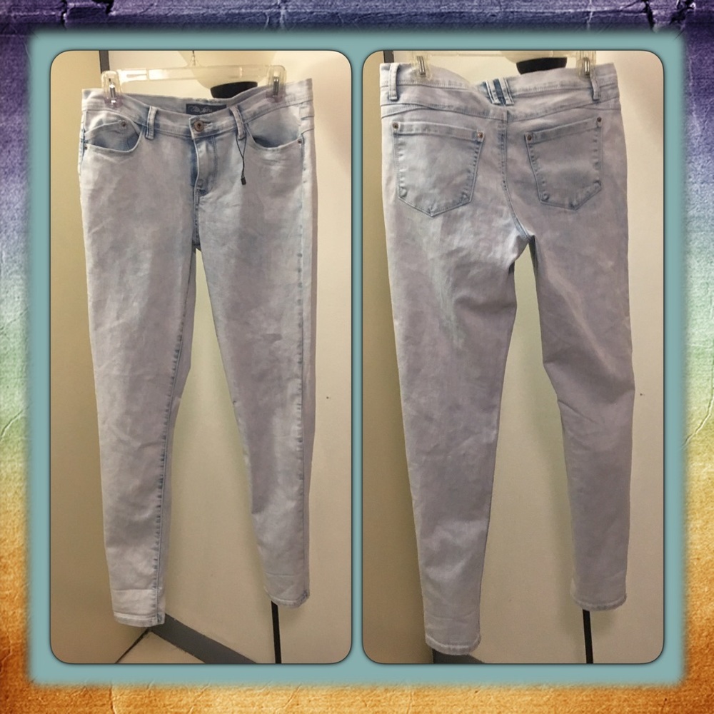 Light Stone Washed Jeans