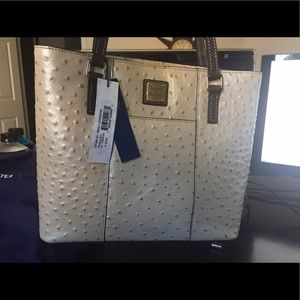 Dooney & Bourke Lexington pearl/gray Brand new!.