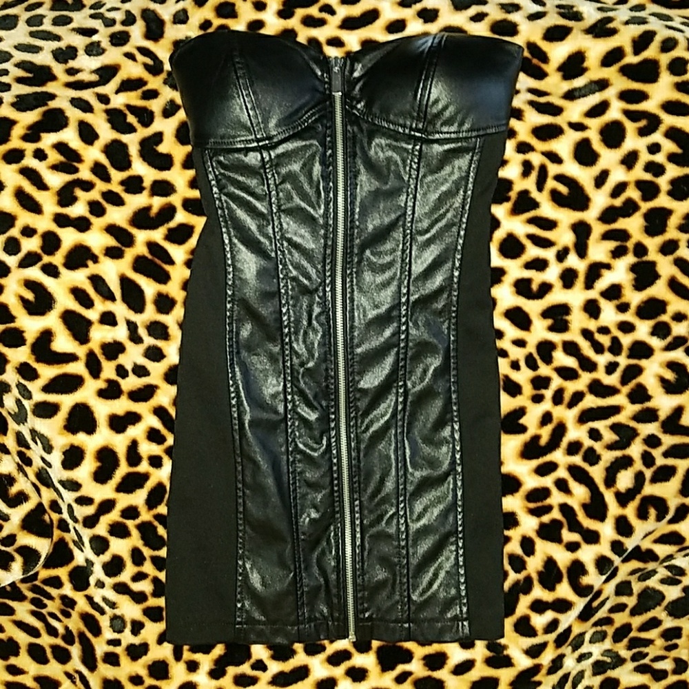 Black strapless dress