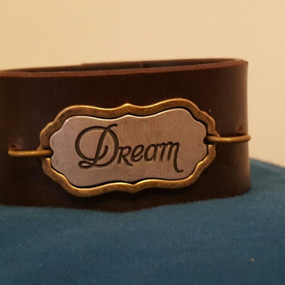 Leather bracelet