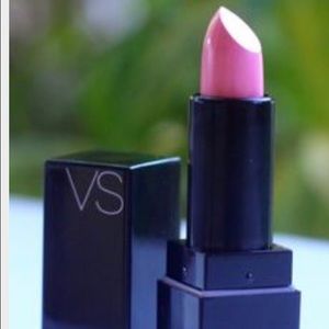 ISO Victoria secret baby pink lipstick