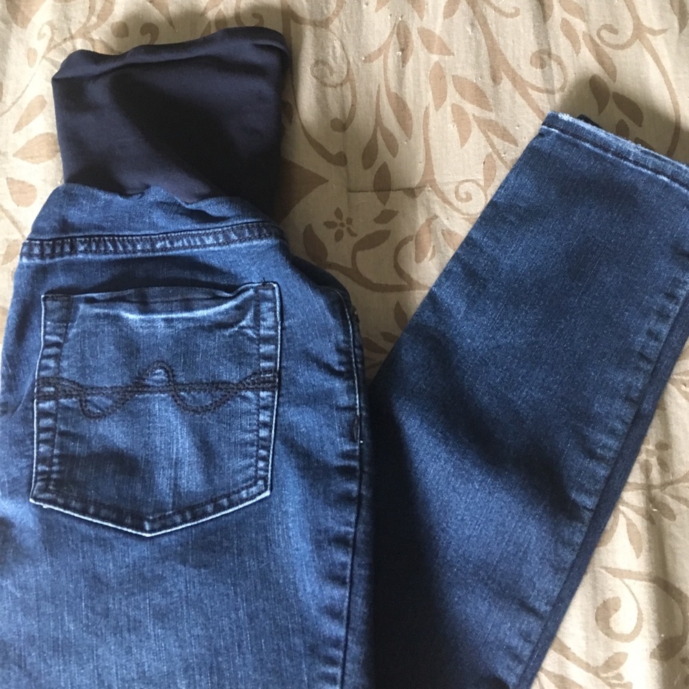 DONATED! Motherhood Maternity Skinny Jeans - Picture 2 of 7