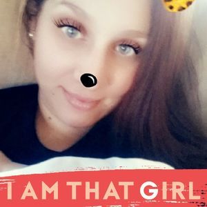 Meet your Posher, Celeste