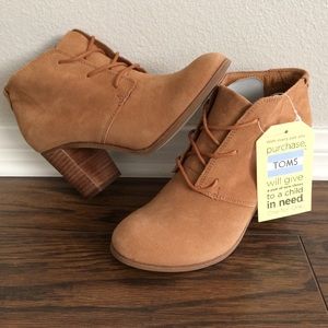 ❌SOLD❌❗️LAST PAIR❗️NEW TOMS Lunata Lace Up Booties