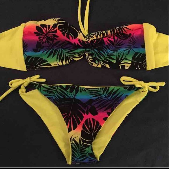 Bikini Set(Reversible) SunoTribe New (L) - Picture 4 of 4