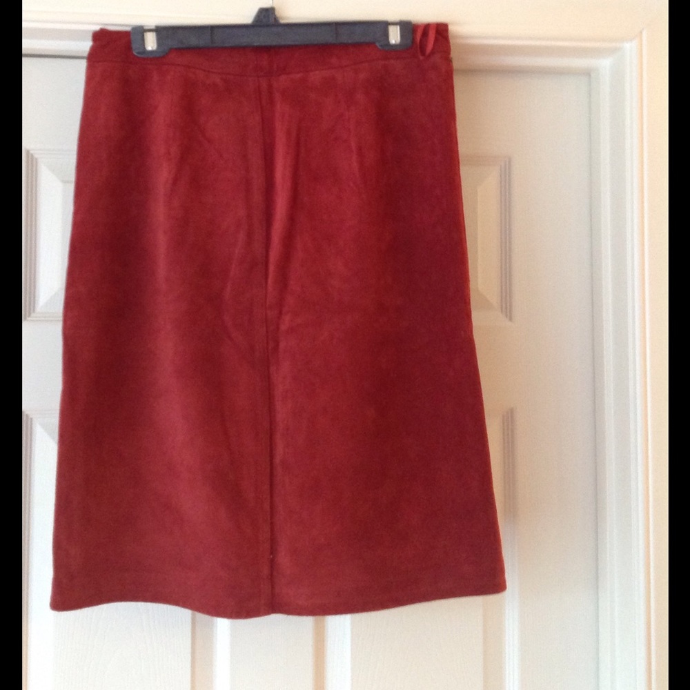 Gap suede skirt