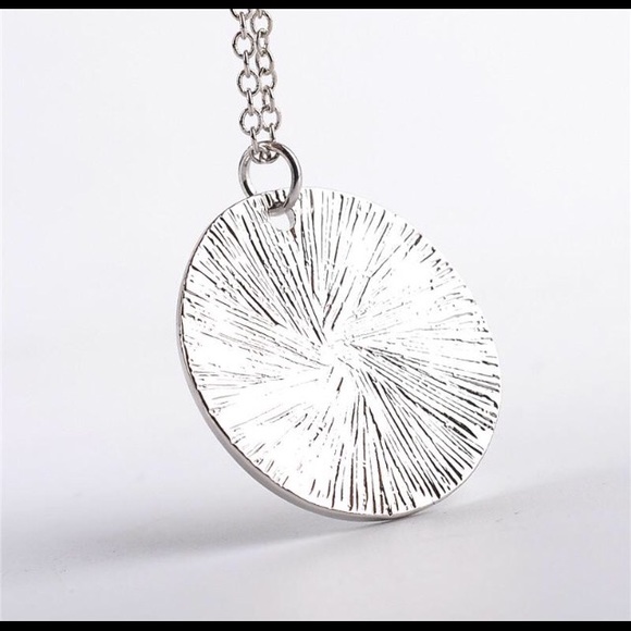 Mother In Law Necklace - Picture 3 of 4