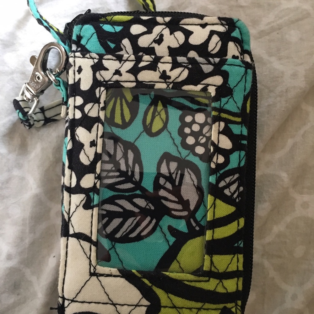 Vera Bradley Wristlet island blooms