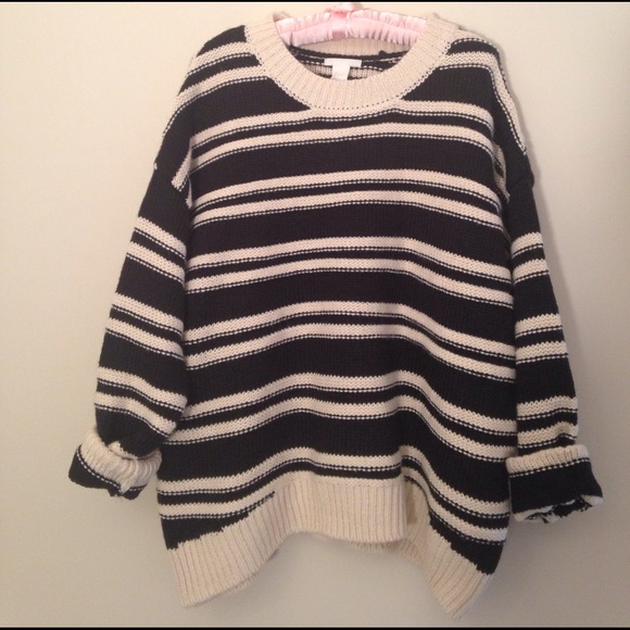 H&M Sweaters - H&M Heavy Black and Cream Striped Sweater