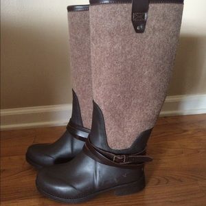 Ugg riding boots. Size 5
