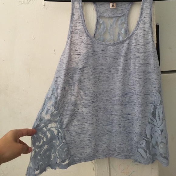 SOLD ON BUNDLE 😘 light blue flowy shirt - Picture 2 of 4