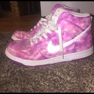 Extremely RARE!!!!!  Nike Zoom tie-dye sneakers!