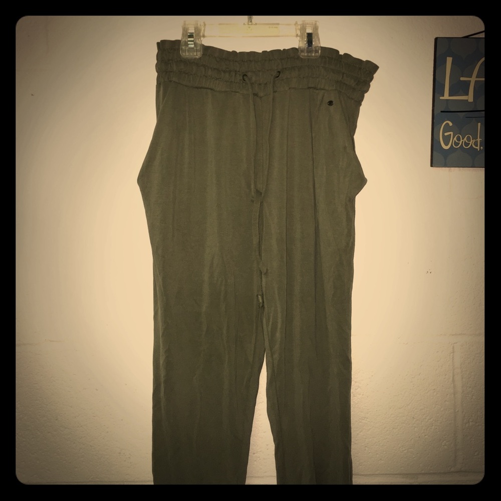 AE joggers