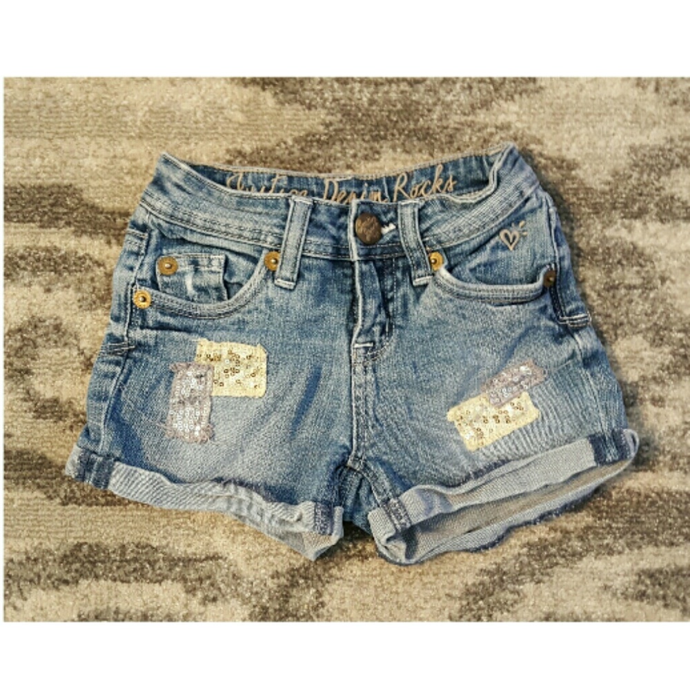 Distressed shorts