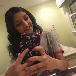 Meet your Posher, Sarina