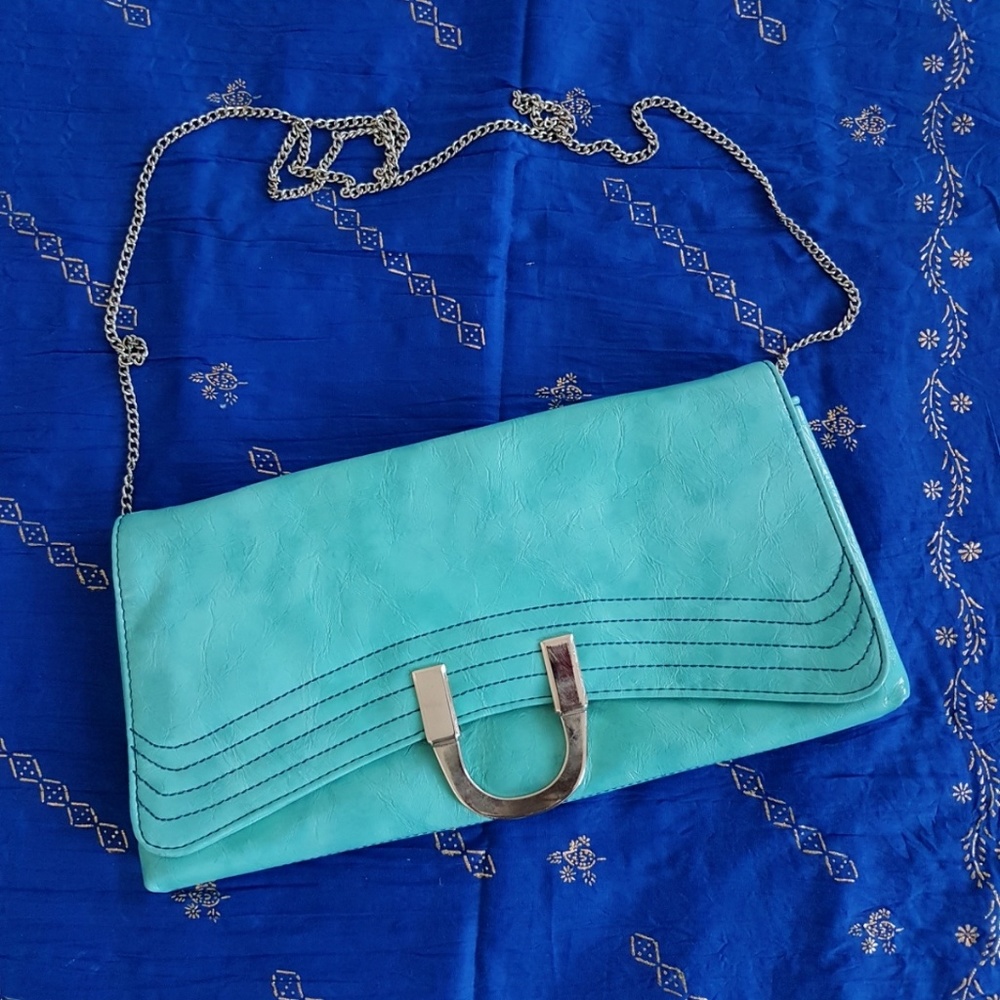 *SOLD* Oversized clutch