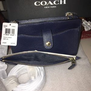 Coach crossover