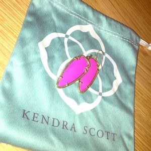 Pink Kendra Scott arrow earrings