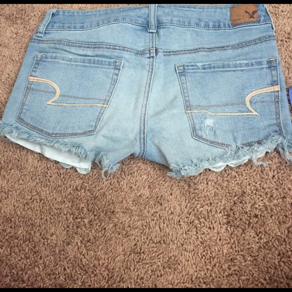 American Eagle Shorts - Picture 2 of 2
