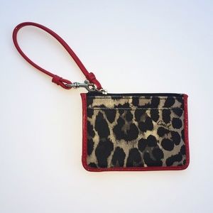 🔥🔥 Coach Wristlet