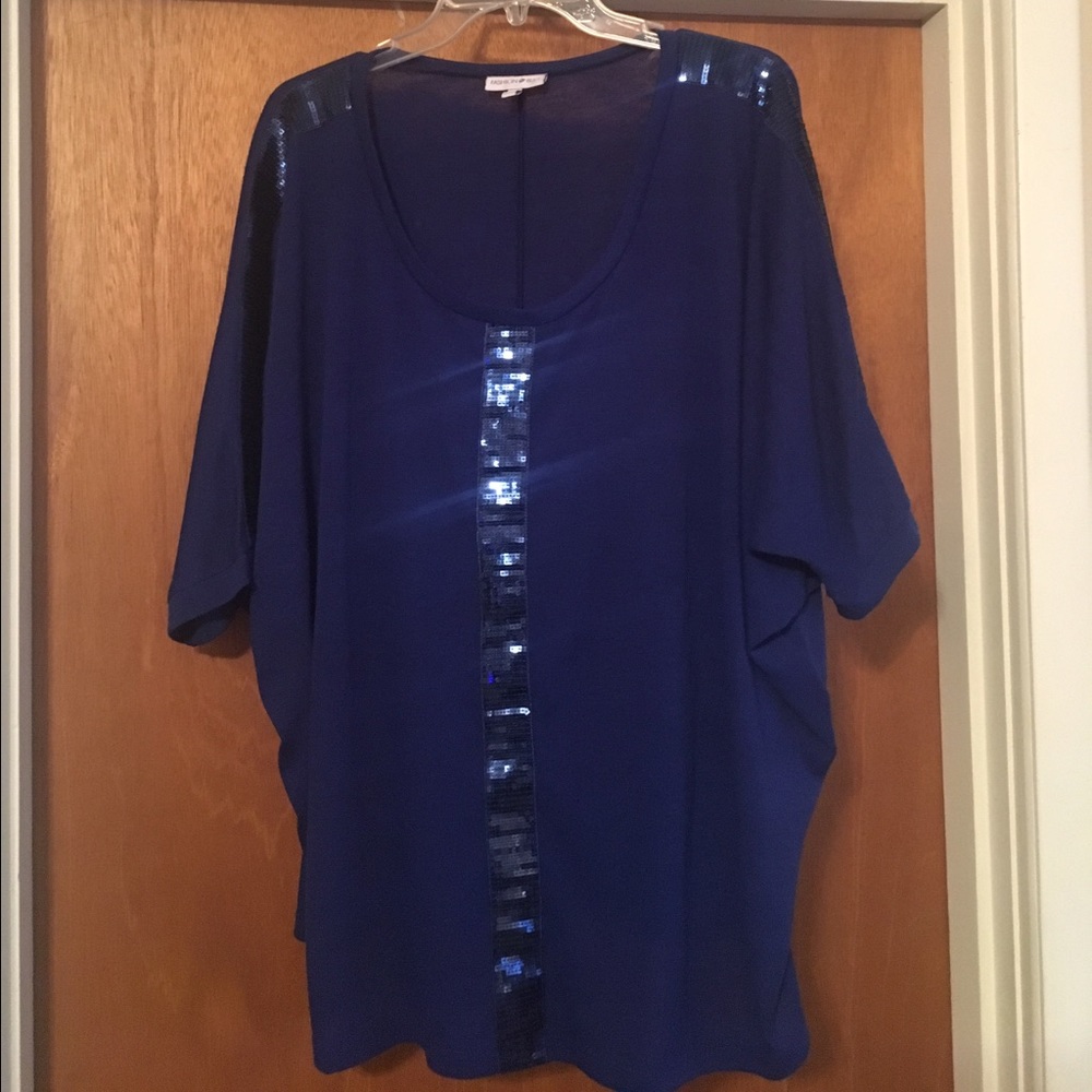 3/4 length sleeve sequence top