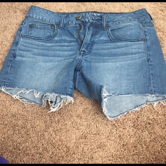 American Eagle Shorts - Picture 1 of 2