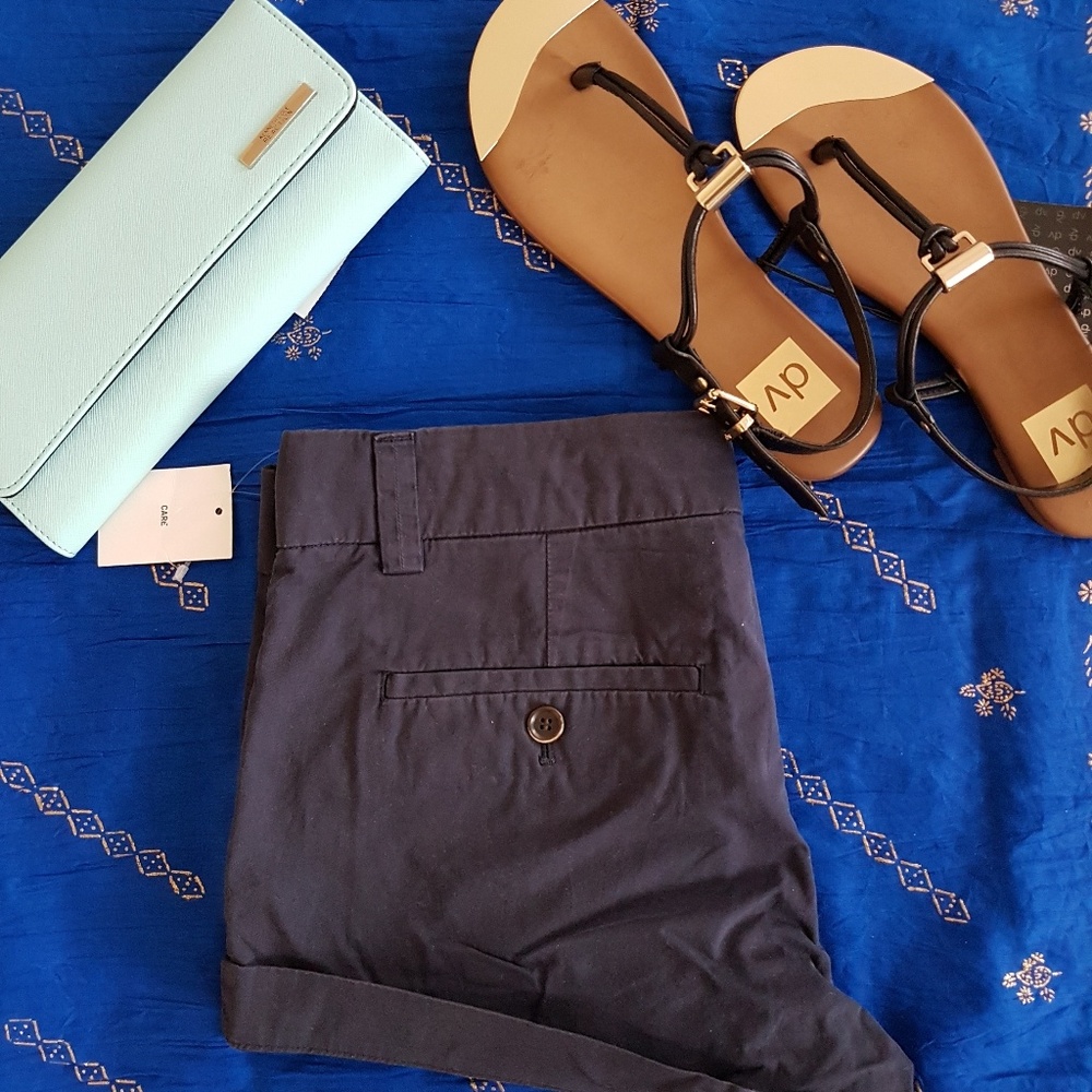 *SOLD* NWT Dark gray shorts