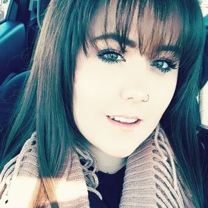 Meet your Posher, Sabrina