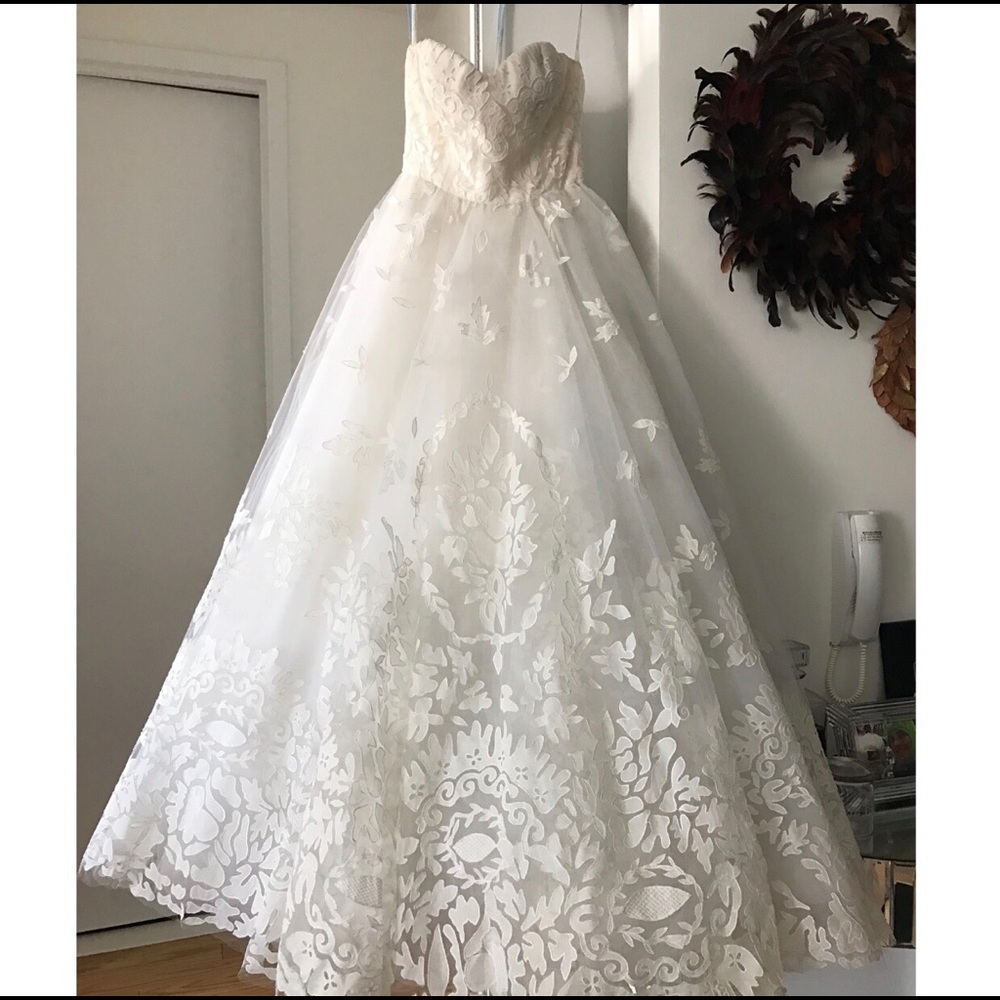 ❌Oscar de la Renta 12e04 wedding dress size 4❌ - Picture 6 of 8
