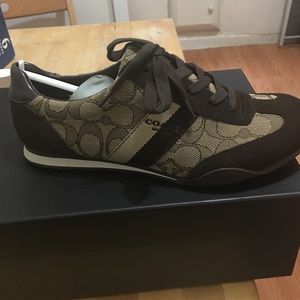 Coach sneaker