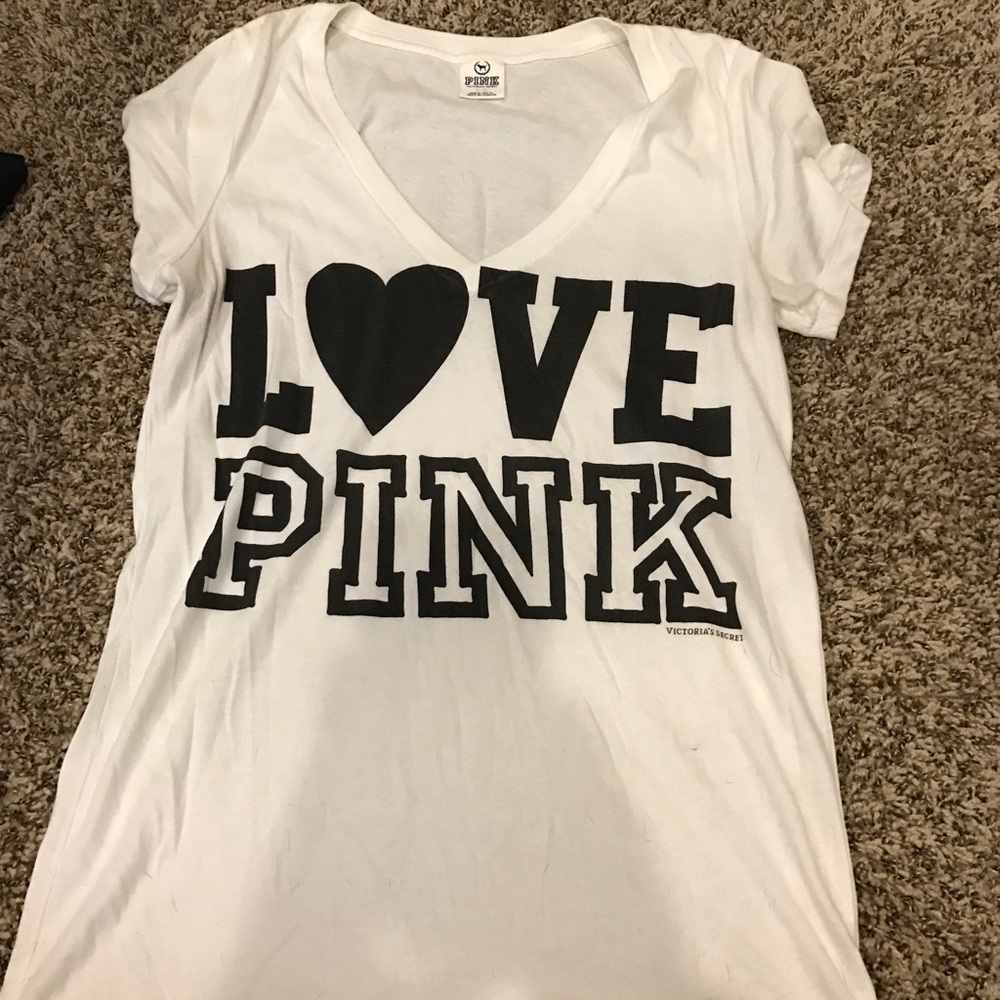 Thin basic "love pink" tee from VS!